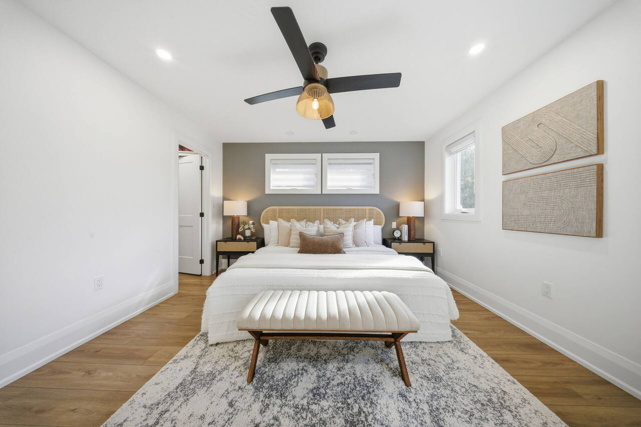 Primary bedroom detail