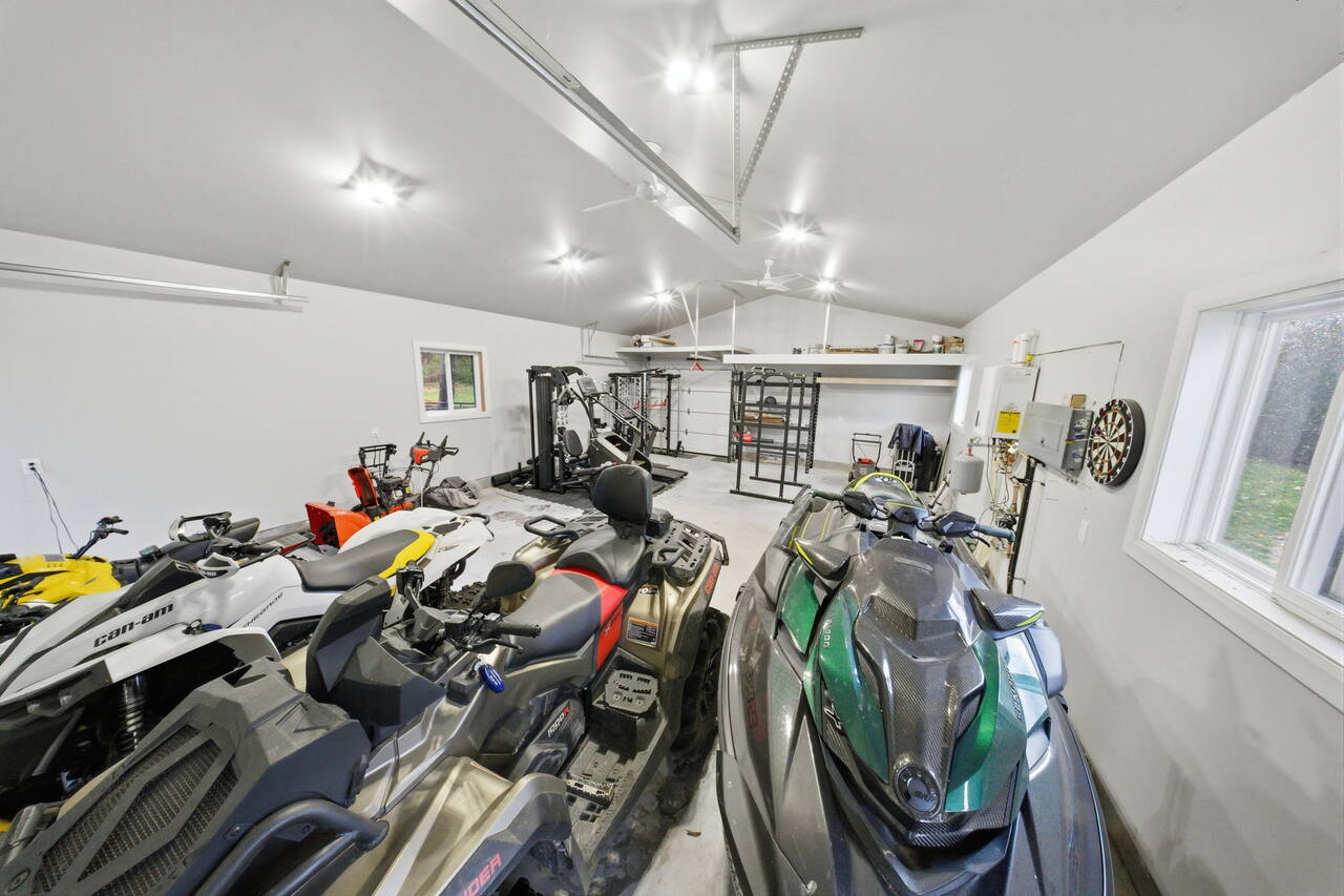 Heated drive-through shop